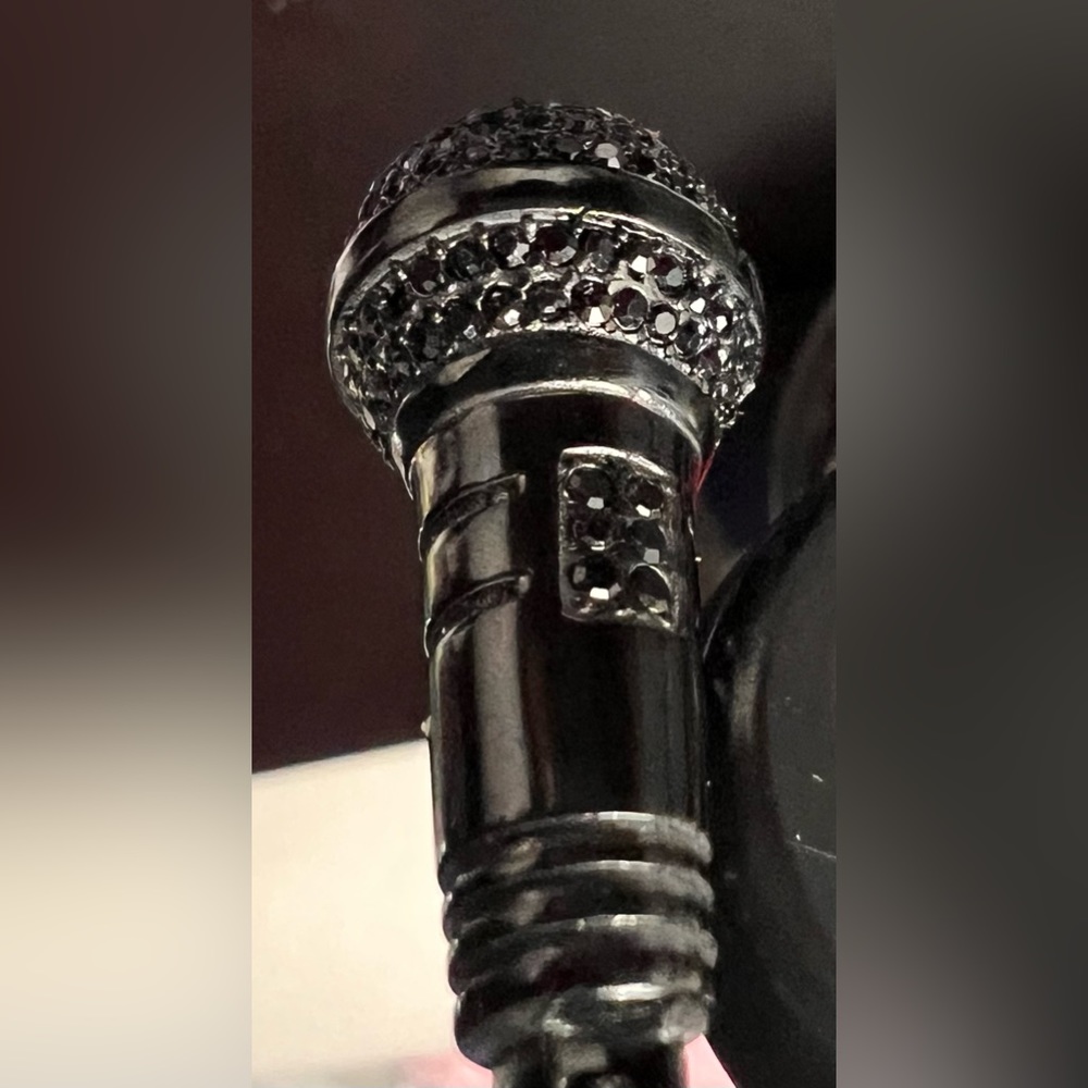 New Microphone Pendant for Necklace / Chain - Picture 2 of 8